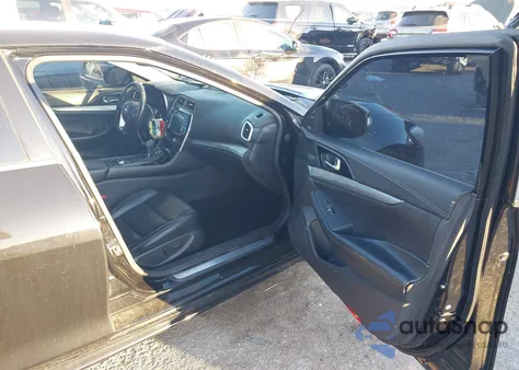 2018 Nissan Maxima 3.5 Sl z USA, uszkodzony, nr VIN 1N4AA6AP1JC388460